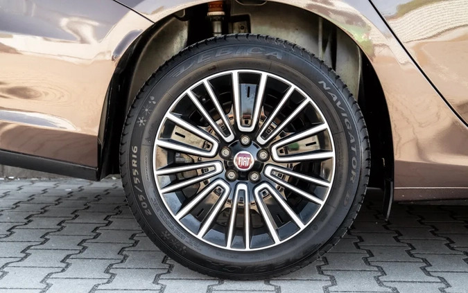 Fiat Tipo cena 63900 przebieg: 45698, rok produkcji 2021 z Słomniki małe 352